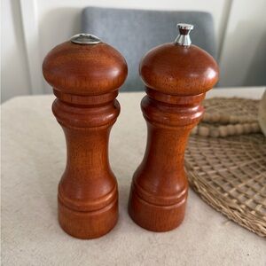 Mr. Dudley Salt Shaker Pepper Mill Grinder Wooden Wood Set Marked MCM Vintage